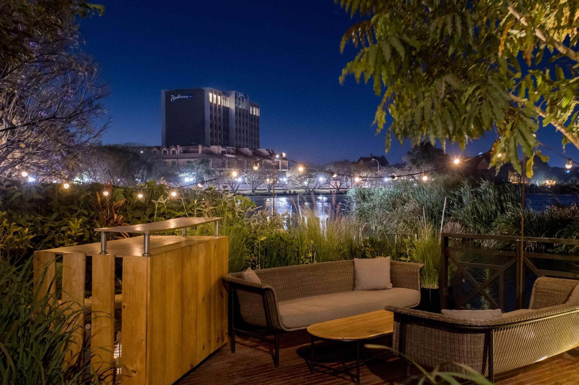 Hotel Radisson Antananarivo Waterfront Exterior foto